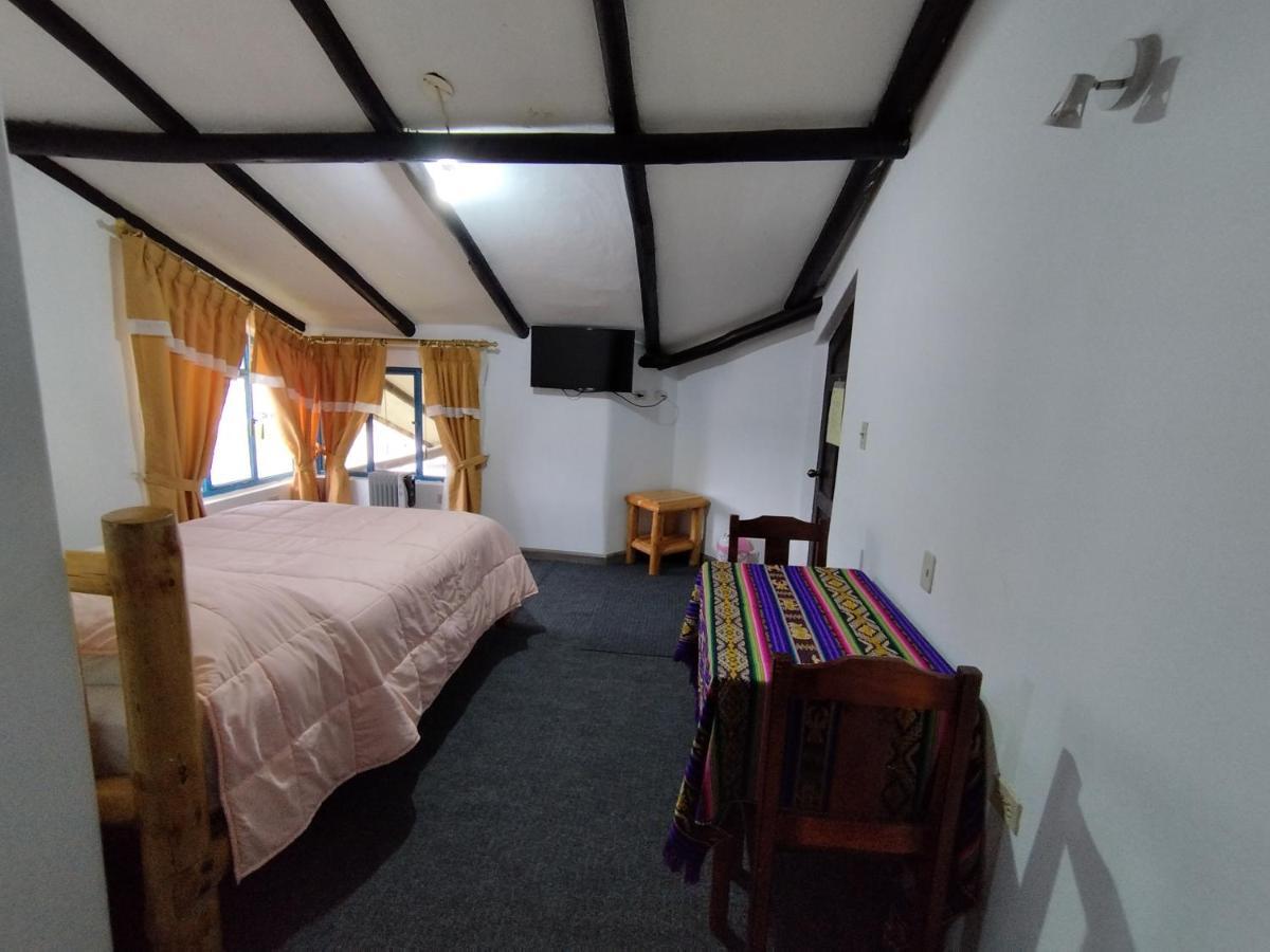 Hotel Achik Wasi Saraguro エクステリア 写真