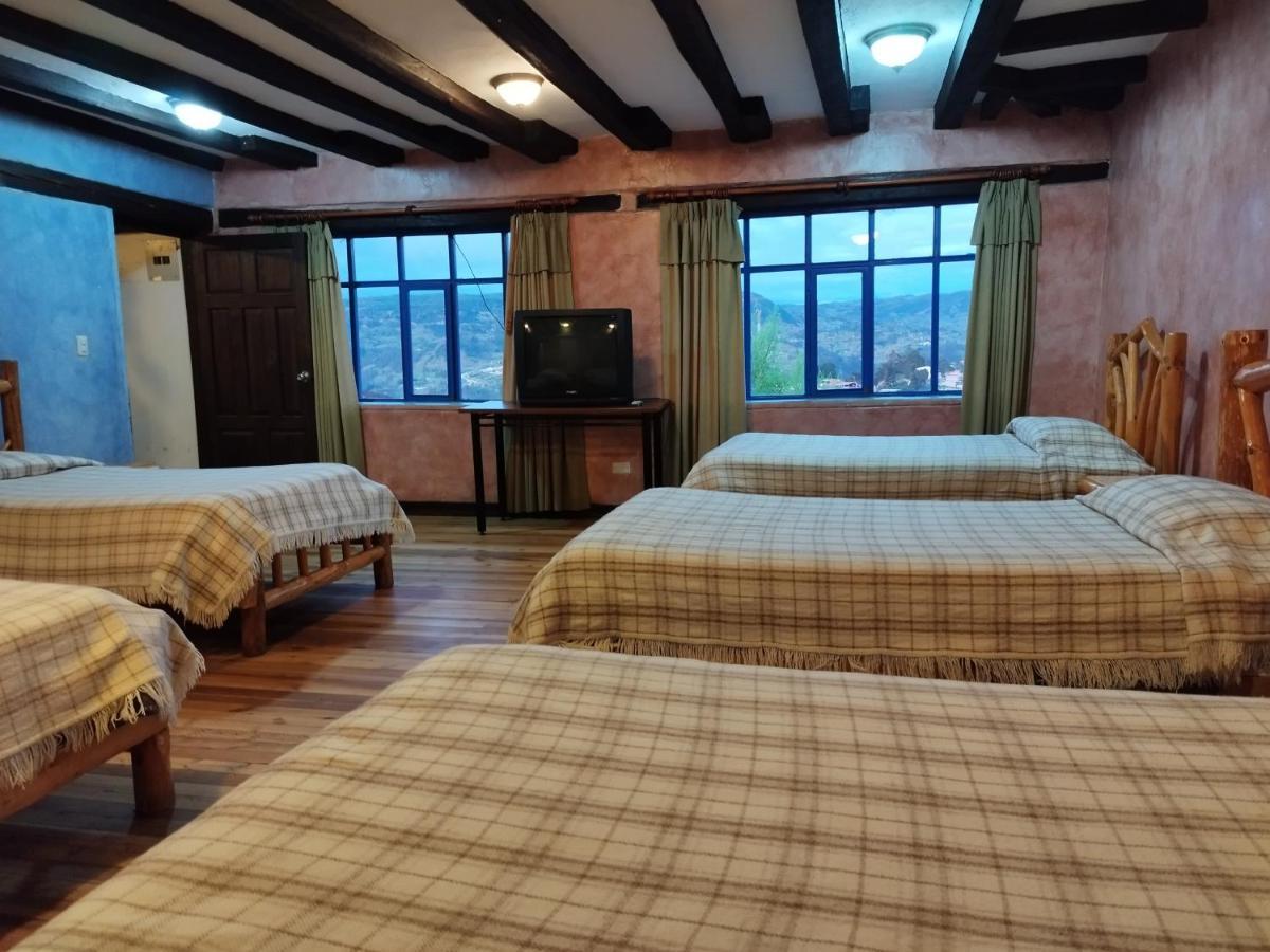 Hotel Achik Wasi Saraguro エクステリア 写真