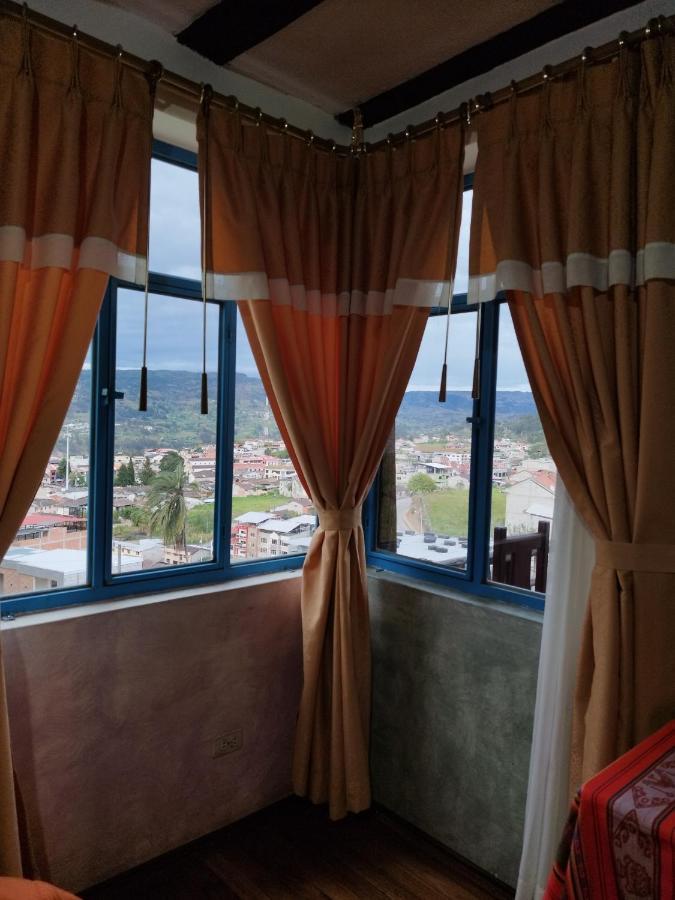 Hotel Achik Wasi Saraguro エクステリア 写真